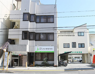 病院外観